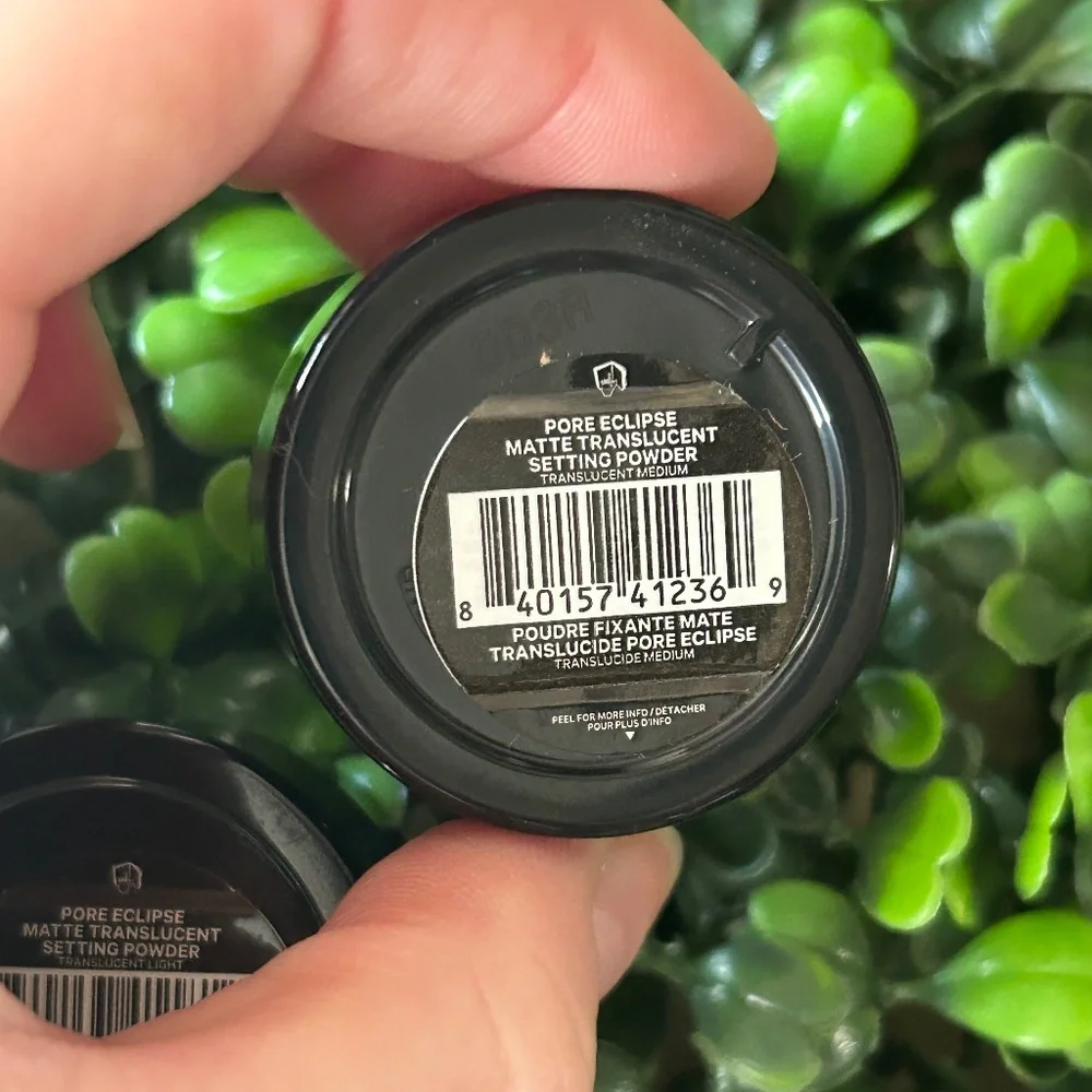 MILK Pore Eclipse Matte Translucent Setting Powder